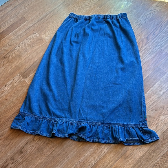 Jane Ashley Blue Maxi Skirt with Red Floral Embroidery - Picture 4 of 16